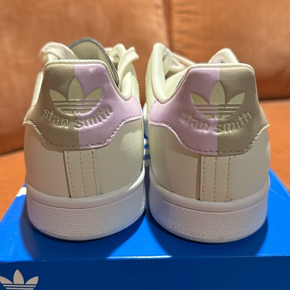 Adidas Stan Smith Size 7 NIB - Picture 3 of 5